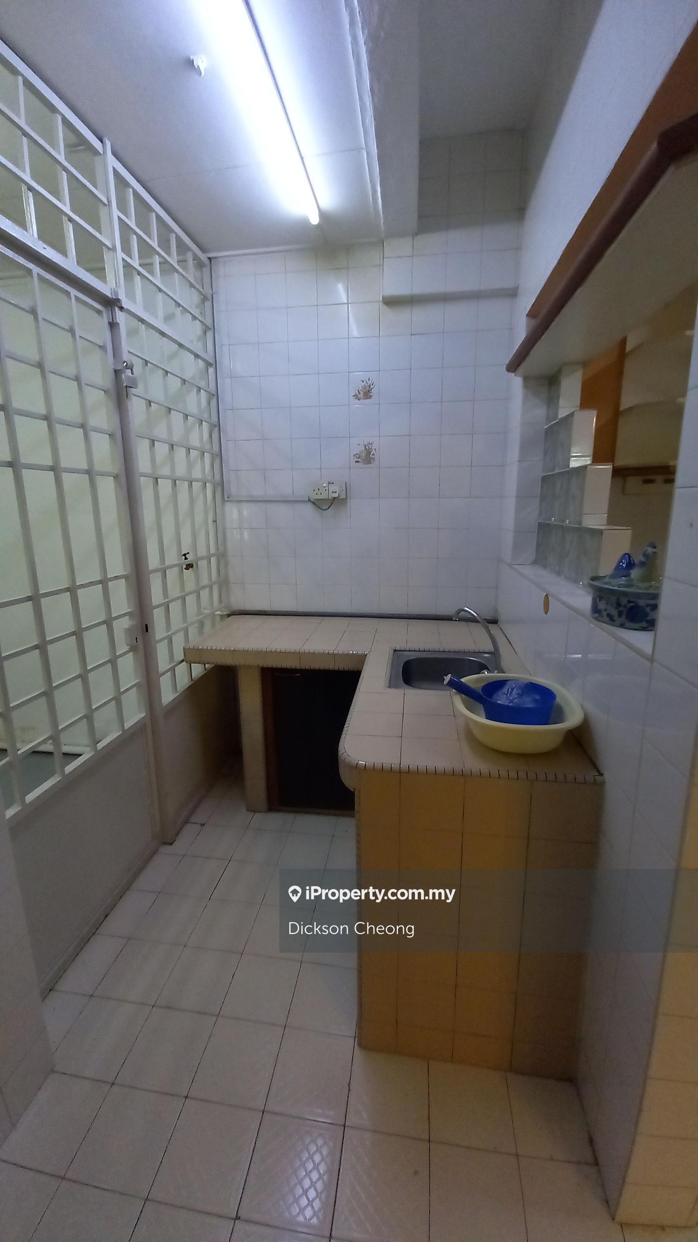 Rumah Berangkai 2 Tingkat untuk Dijual di Bandar Utama 2, Bandar Utama oleh Dickson Cheong - iProperty.com.my