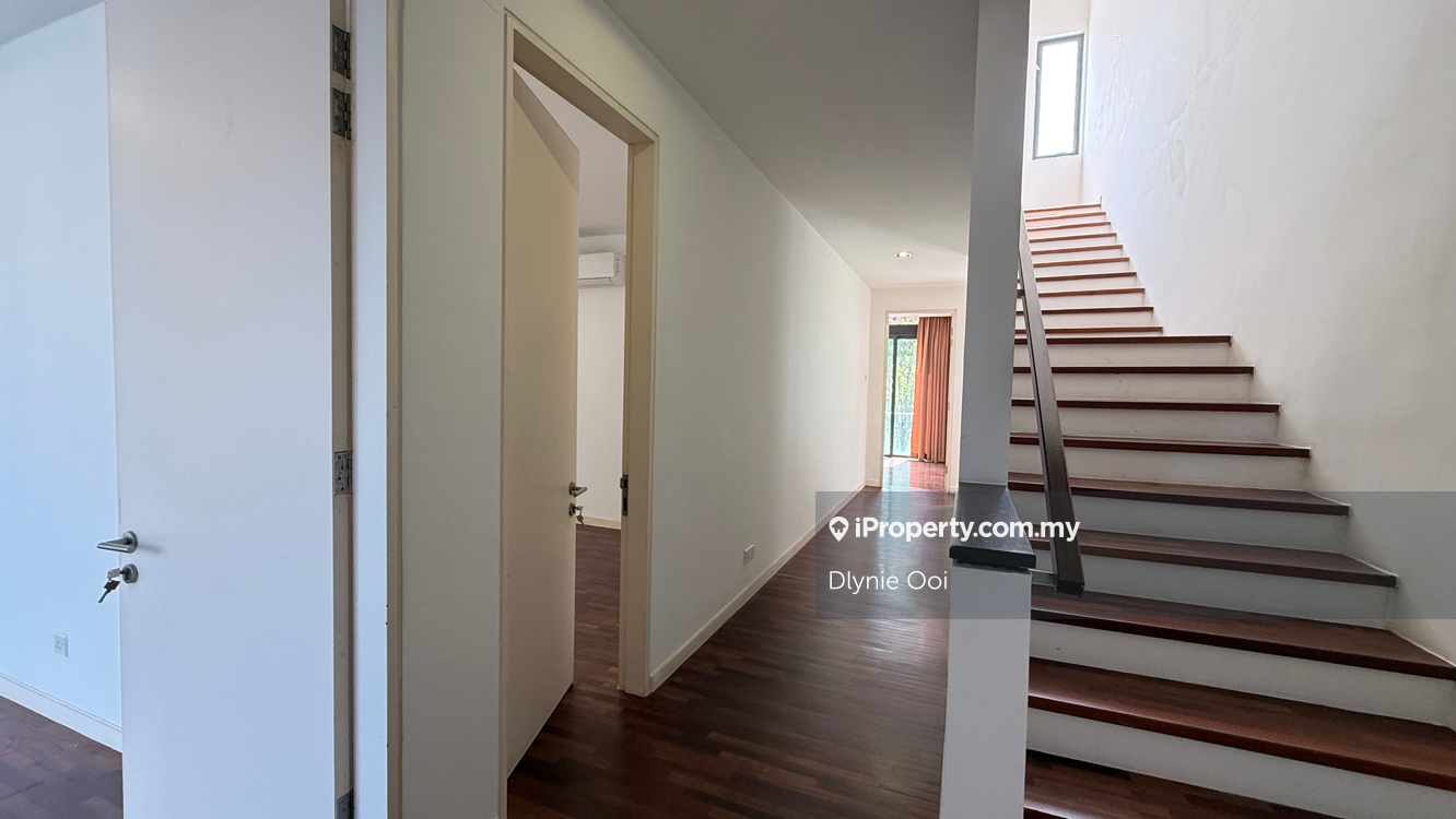 Rumah Berangkai 3 Tingkat untuk Dijual di Taman Tasik Damai, Sungai Besi oleh Dlynie Ooi - iProperty.com.my