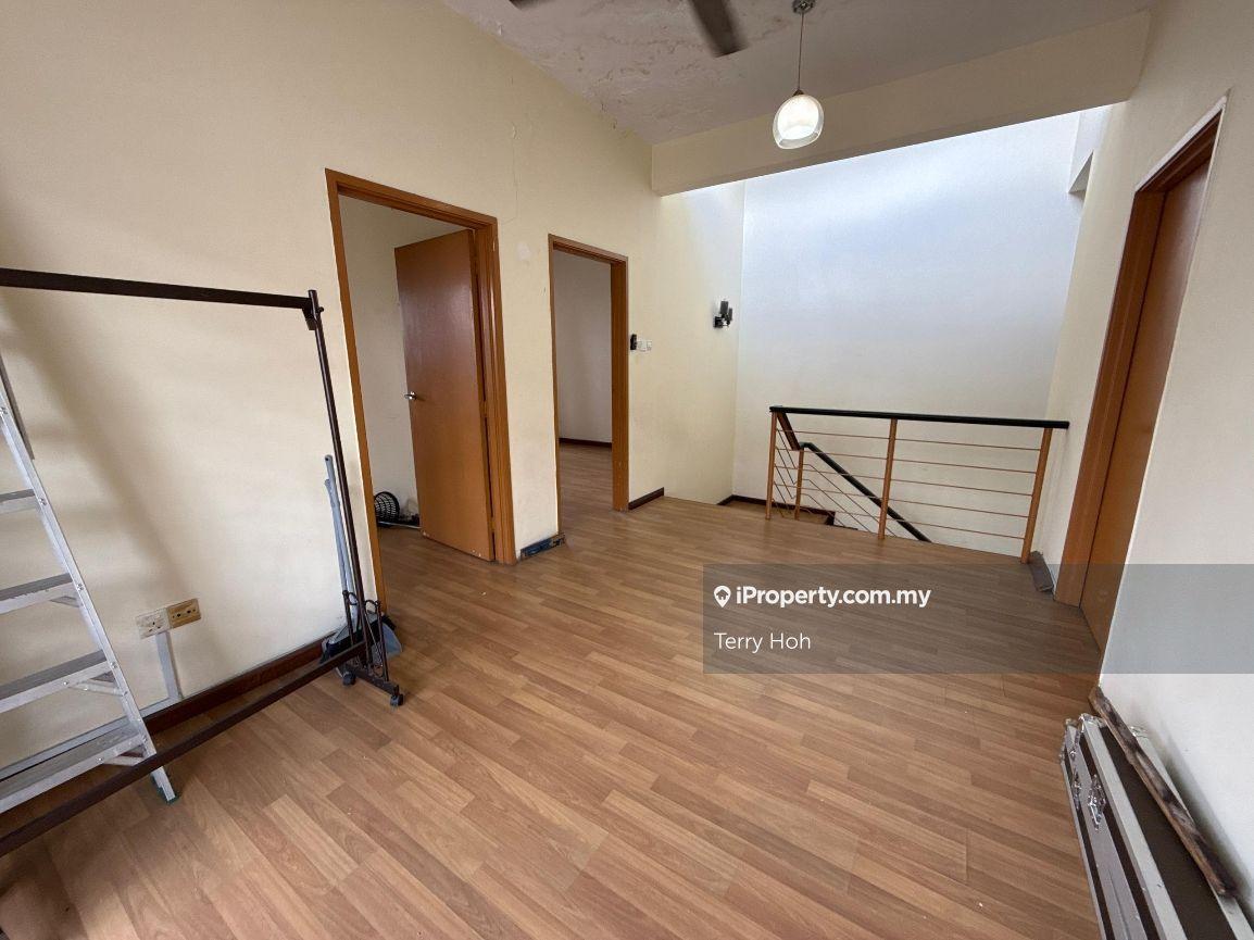 Rumah Berkembar untuk Dijual di Taman Anggun, Rawang oleh Terry Hoh - iProperty.com.my