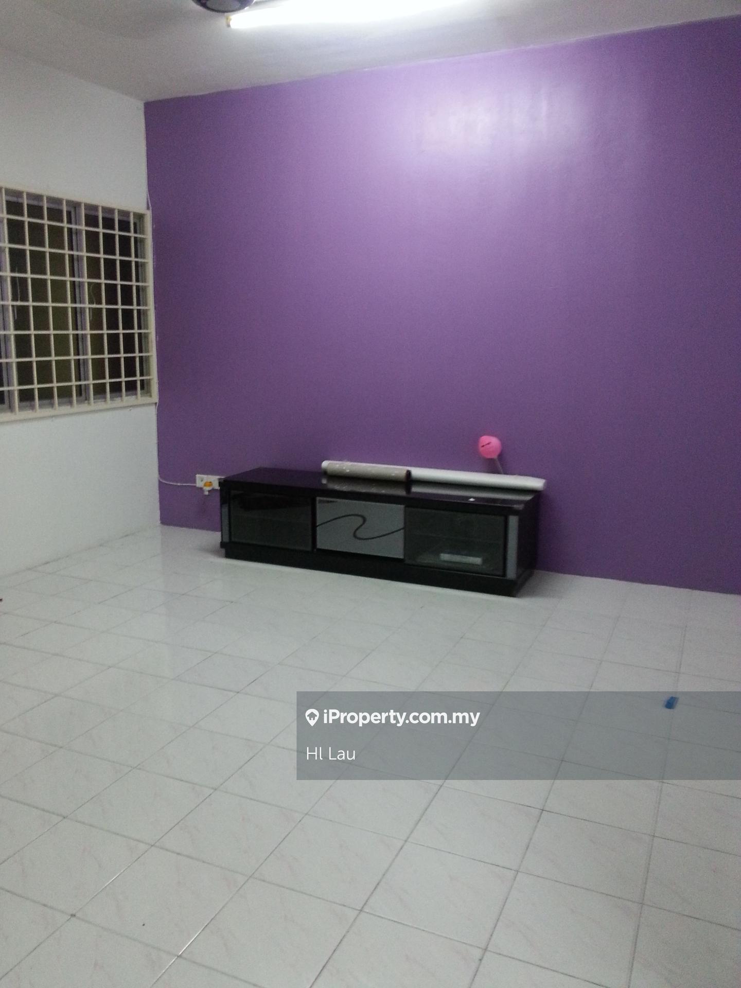 Rumah Berkembar untuk Dijual di 2 Sty Cluster Semi D Taman Putra Perdana 5 Puchong, Puchong oleh Hl Lau - iProperty.com.my