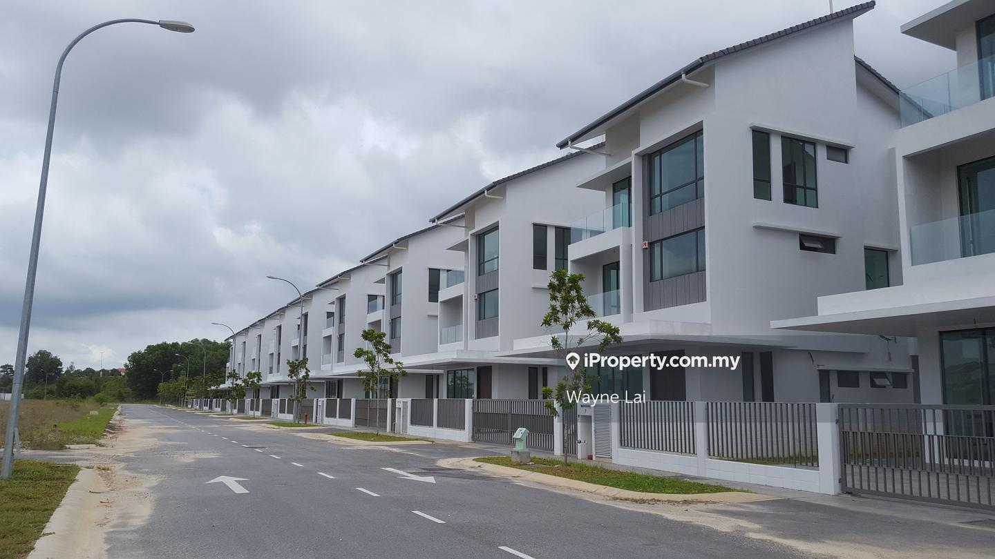 Bungalow House for Sale in Alam Jaya Residence, Puncak Alam by Wayne Lai - iProperty.com.my