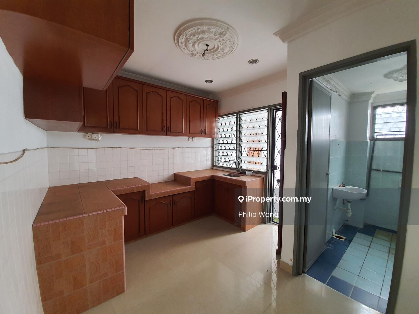 2-storey Terraced House for Sale in Taman Bukit Serdang Freehold 22 x75 S.Kembangan, Seri Kembangan by Philip Wong - iProperty.com.my