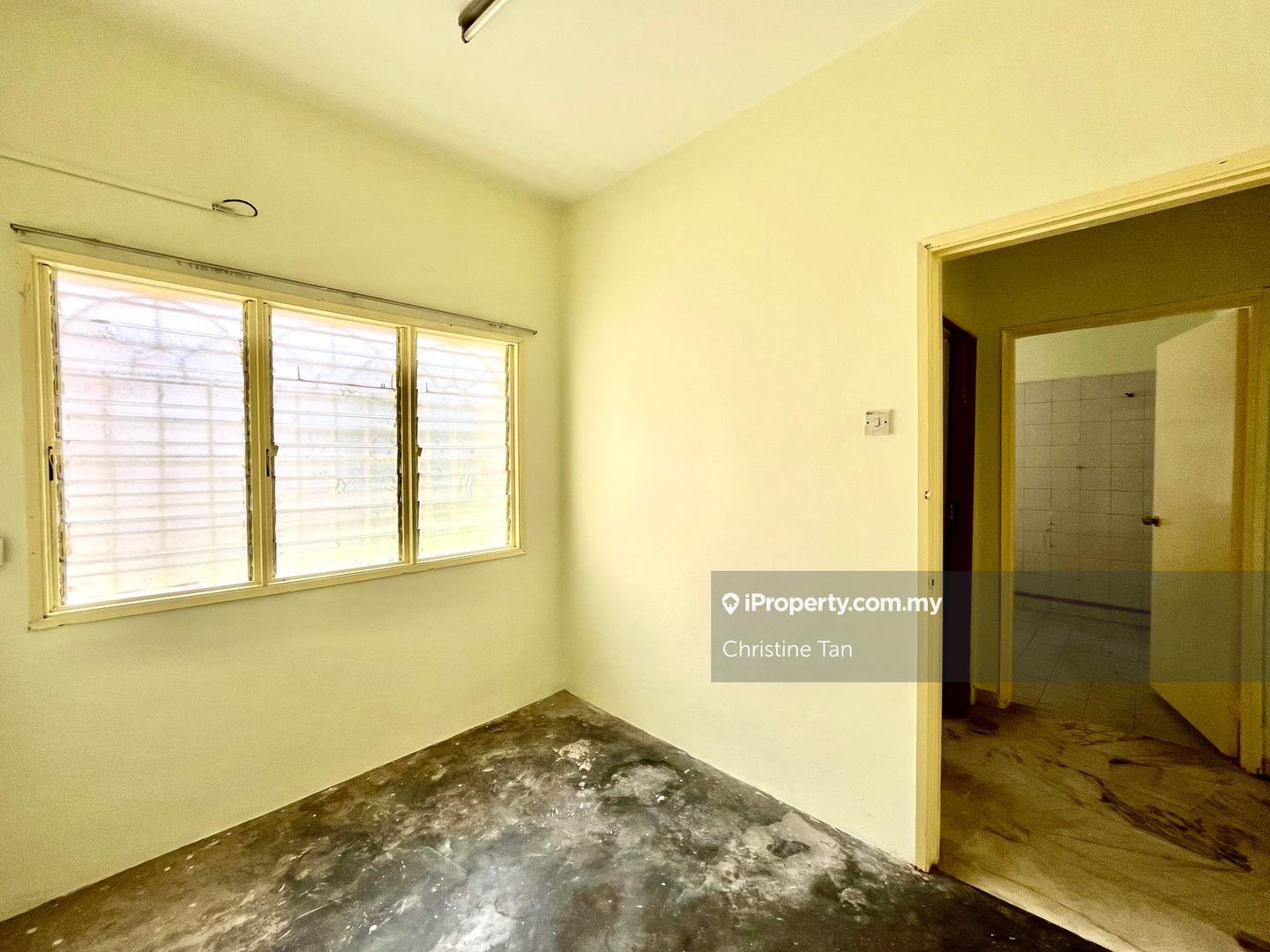 Rumah Berangkai 2 Tingkat untuk Dijual di Taman Alam Megah, Shah Alam oleh Christine Tan - iProperty.com.my