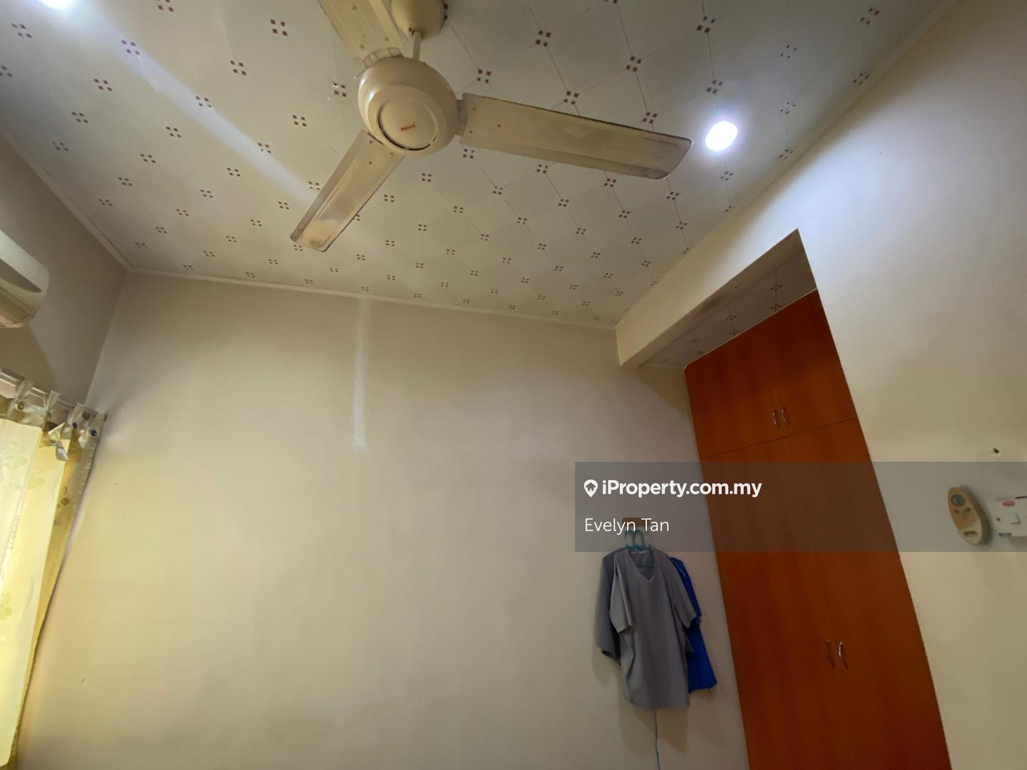 Rumah Berangkai 2 Tingkat untuk Dijual di Subang Jaya, Selangor oleh Evelyn Tan - iProperty.com.my