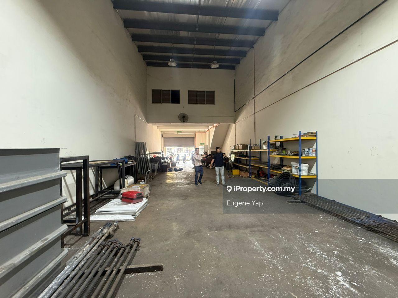 Kilang Teres untuk Dijual di Bukit Kemuning , Seksyen 34 @ Shah Alam, Shah Alam oleh Eugene Yap - iProperty.com.my
