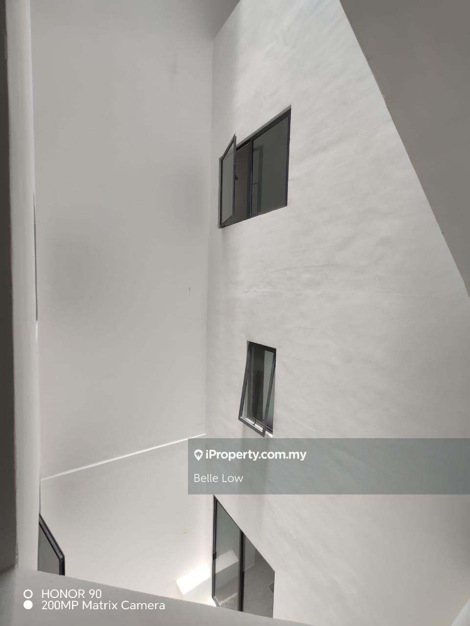 4-storey Terraced House for Sale in Damansara Perdana, Selangor by Belle Low - iProperty.com.my