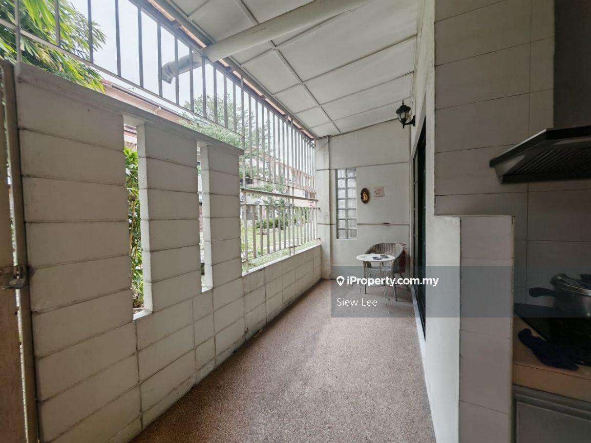 Townhouse for Sale in Sunway Damansara, Kota Damansara by Siew Lee - iProperty.com.my