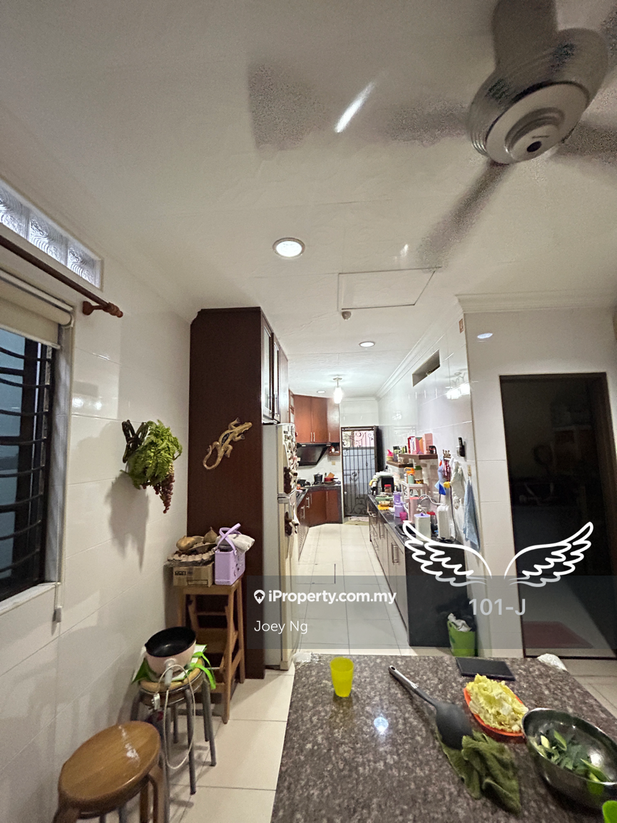 Rumah Berangkai 2 Tingkat untuk Dijual di Bandar Bukit Tinggi 2, Klang oleh Joey Ng - iProperty.com.my