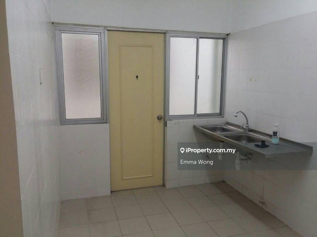 Kondominium untuk Dijual di Villa Makmur oleh Emma Wong - iProperty.com.my