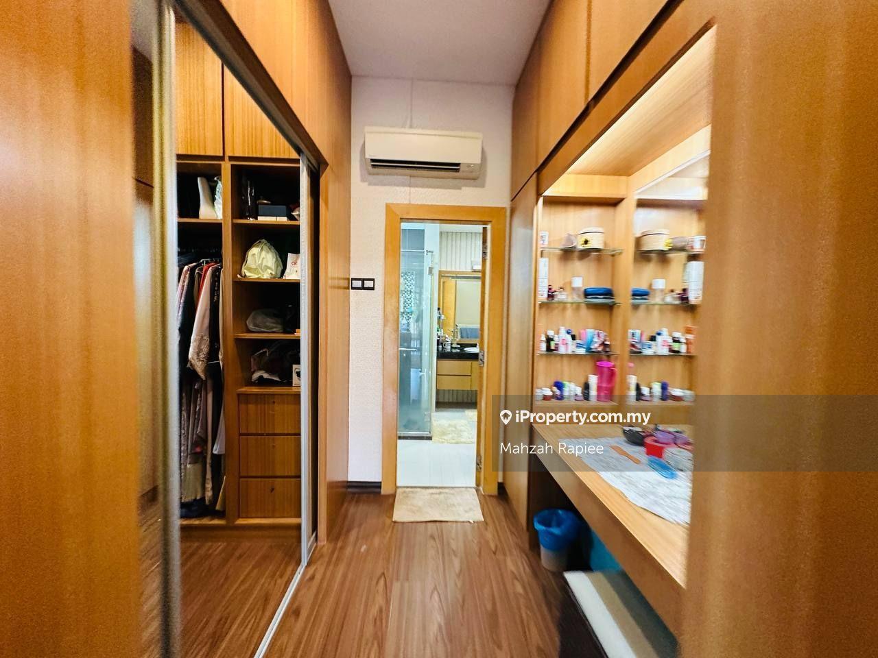 Banglo untuk Dijual di Perdana Lakeview East, Cyberjaya oleh Mahzah Rapiee - iProperty.com.my