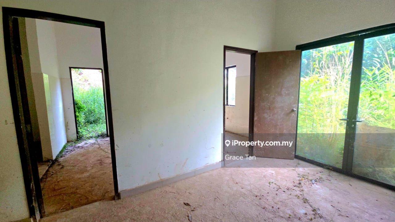 Banglo Tanah untuk Dijual di Taman Equine, Seri Kembangan oleh Grace Tan - iProperty.com.my