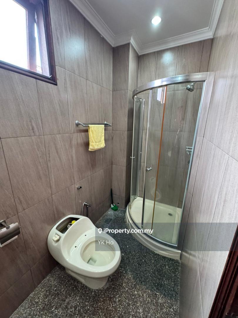 Rumah Berkembar untuk Dijual di Beverly Heights, Melawati oleh YK Ho - iProperty.com.my