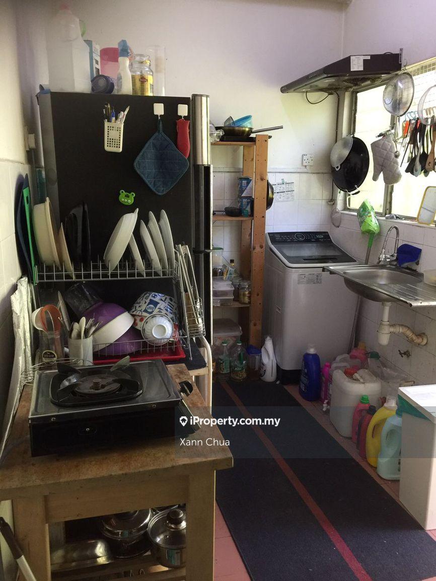 2.5-storey Terraced House for Sale in Equine Park, Putra Permai, PP9, Seri Kembangan by Xann Chua - iProperty.com.my