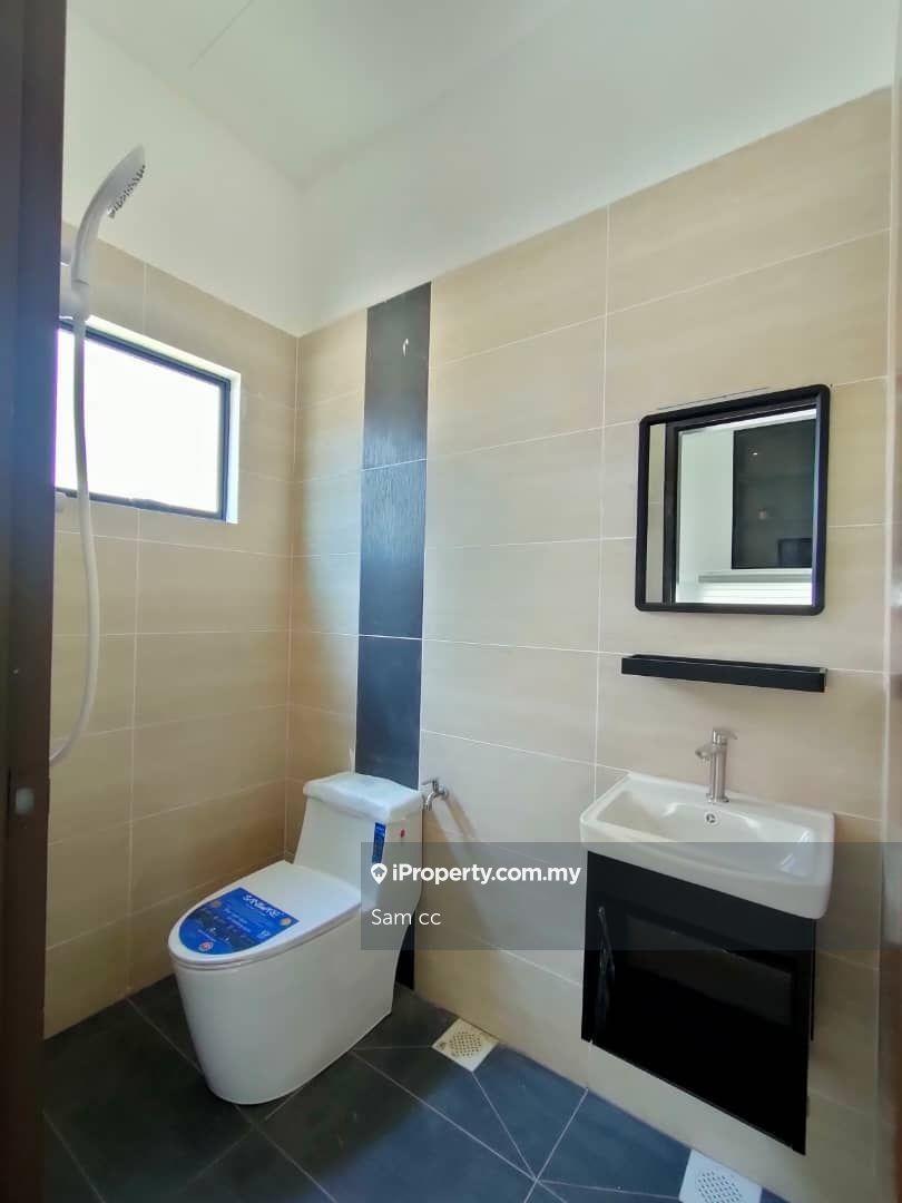 Rumah Berangkai 3 Tingkat untuk Dijual di Seksyen U10, Shah Alam oleh Sam cc - iProperty.com.my