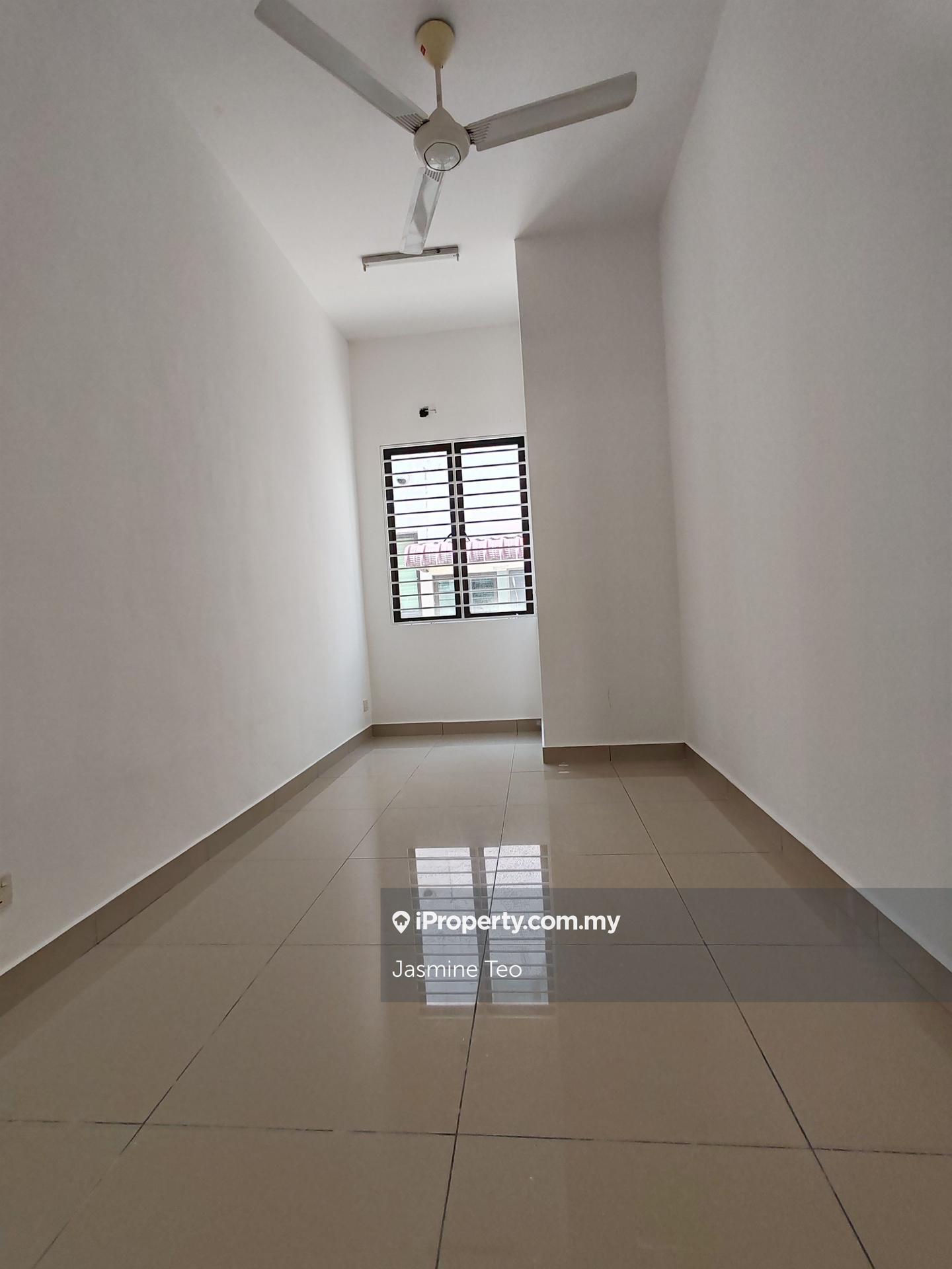 Rumah Berangkai 2 Tingkat untuk Disewa di Setia Indah, Setia Alam oleh Jasmine Teo - iProperty.com.my
