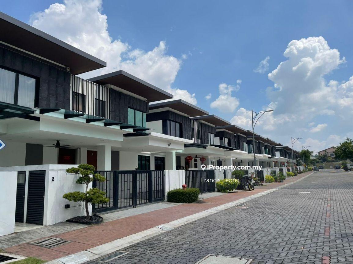 2-storey Terraced House for Sale in 16 Sierra, Puchong by Francis Leong - iProperty.com.my