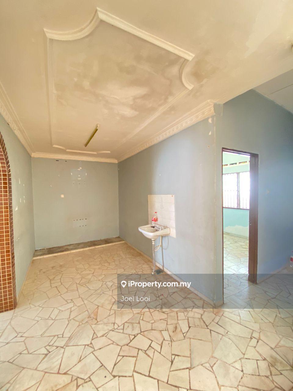 1-storey Terraced House for Sale in Taman Ungku Tun Aminah, Skudai by Joel Looi - iProperty.com.my