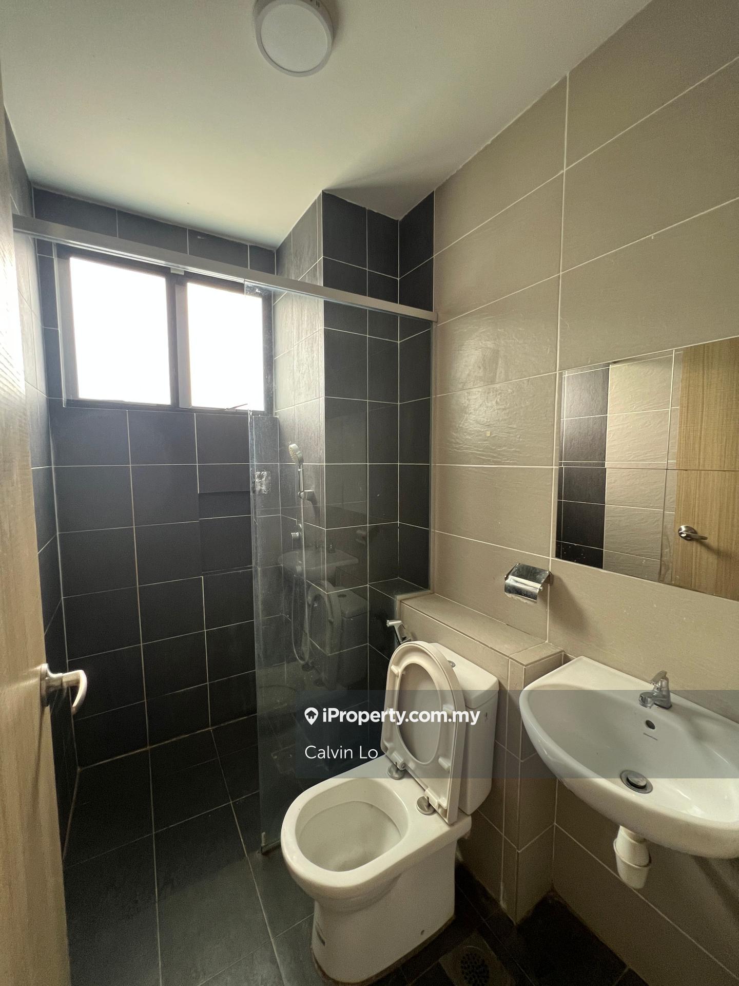 3-storey Terraced House for Sale in Kinrara Kingsgate, Taman Damai Utama 7, Bandar Kinrara by Calvin Lo - iProperty.com.my