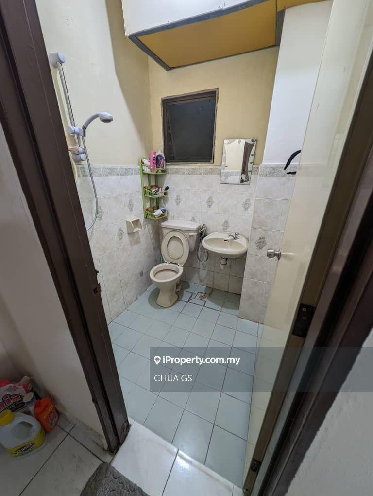 Condominium for Sale in Subang Ville Aman Luxury Condominiums by CHUA GS - iProperty.com.my