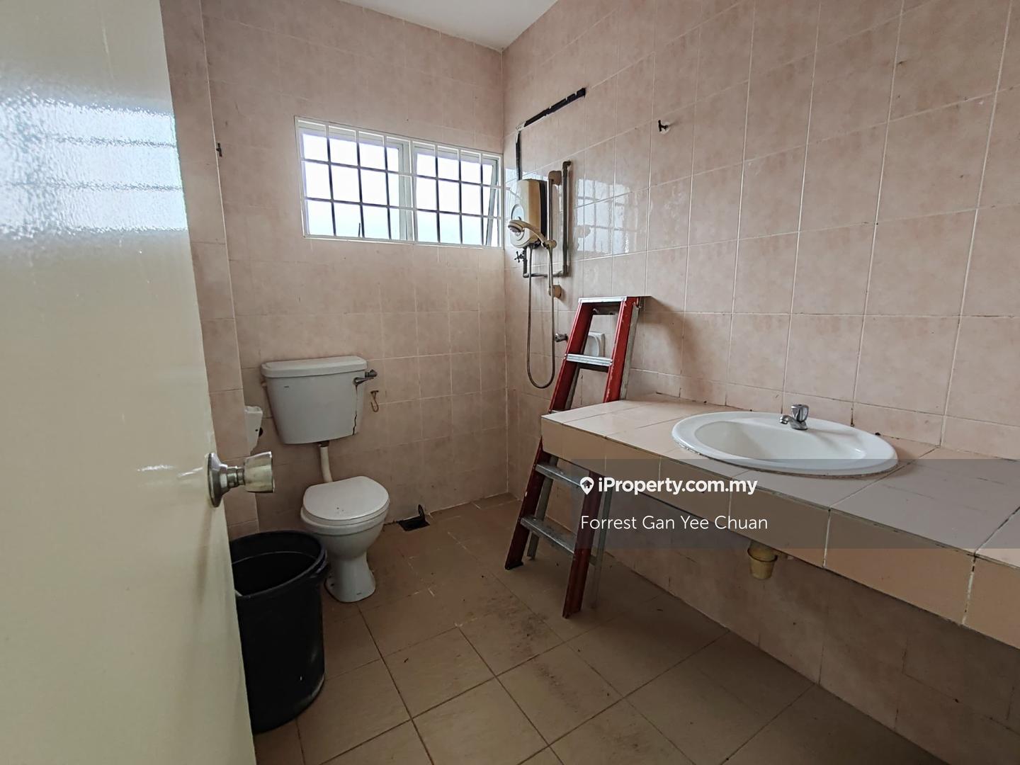 Rumah Berangkai 2 Tingkat untuk Dijual di Bandar Bukit Tinggi, Klang oleh Forrest Gan Yee Chuan - iProperty.com.my