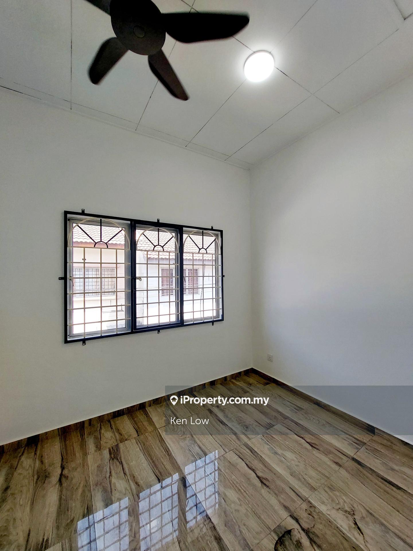 Rumah Berangkai 2 Tingkat untuk Dijual di Kajang Prima, Kajang oleh Ken Low - iProperty.com.my