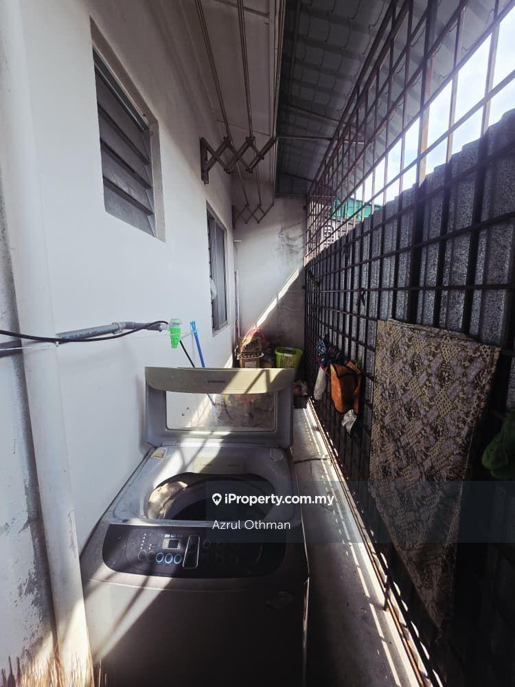 1-storey Terraced House for Sale in wnh7t, Sikamat by Azrul Othman - iProperty.com.my