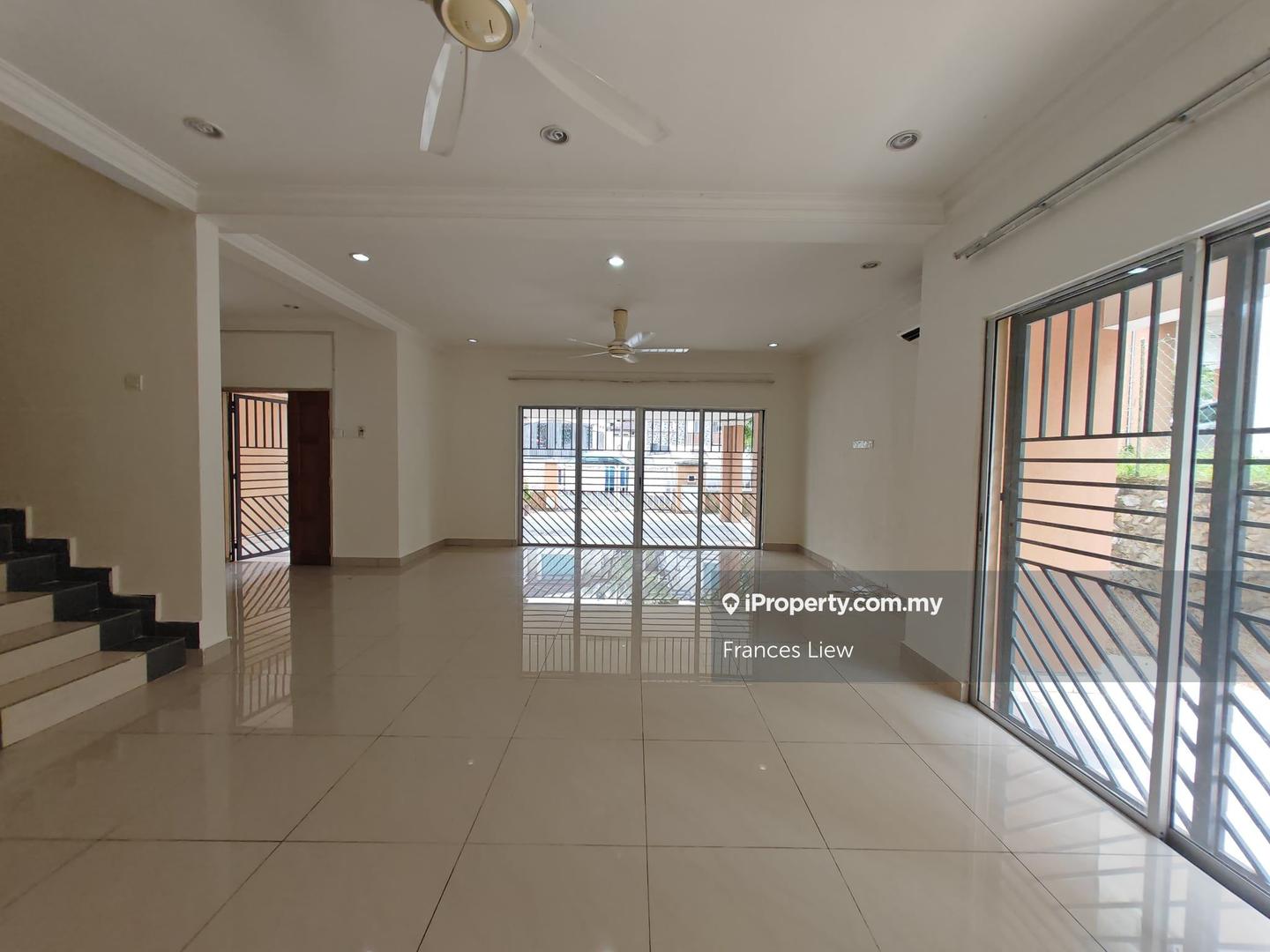 Rumah Berkembar untuk Dijual di Taman Puncak Jalil, Seri Kembangan oleh Frances Liew - iProperty.com.my