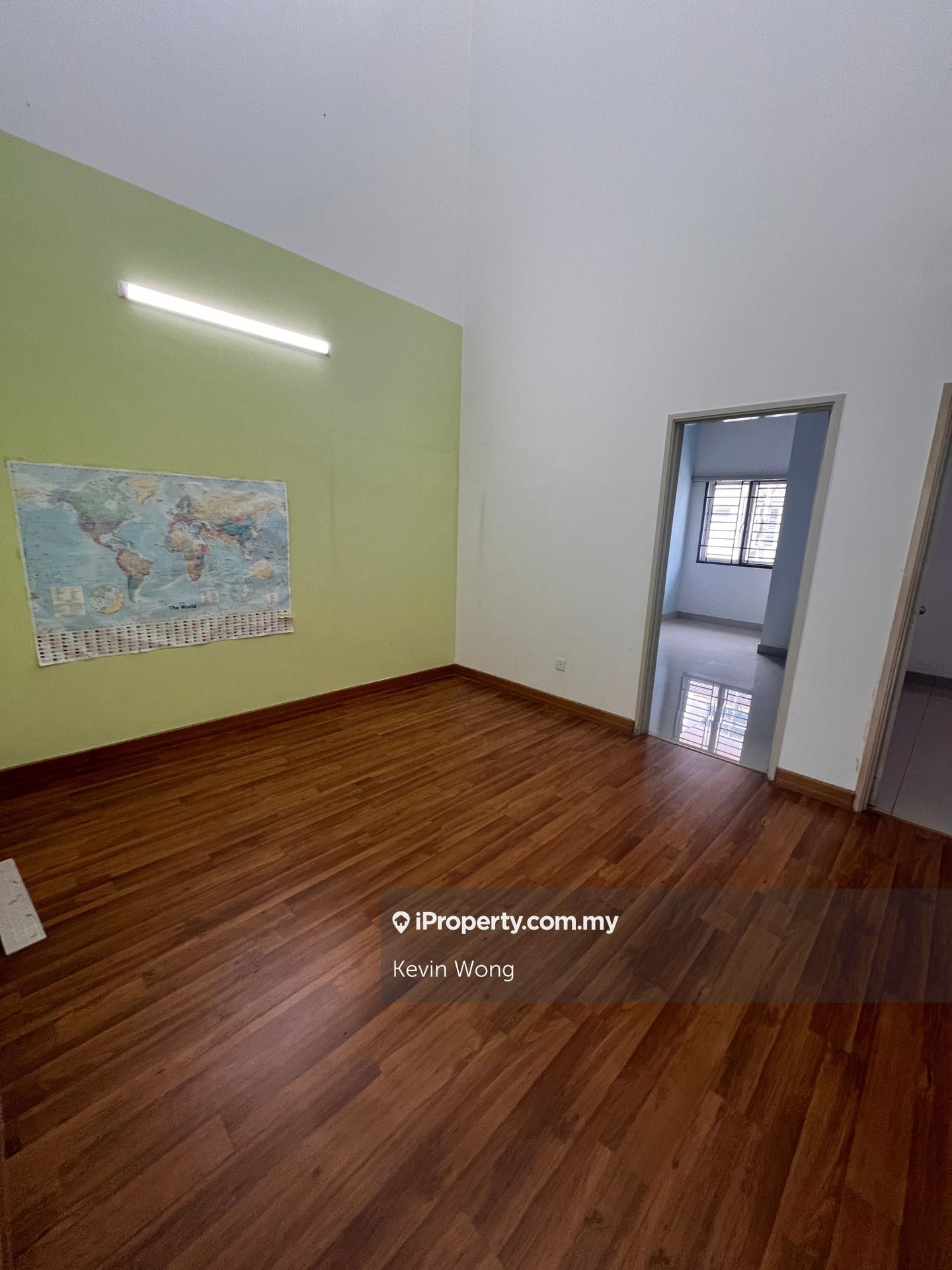 Rumah Berangkai 2 Tingkat untuk Dijual di Bandar Saujana Putra, Tanjong Duabelas oleh Kevin Wong - iProperty.com.my