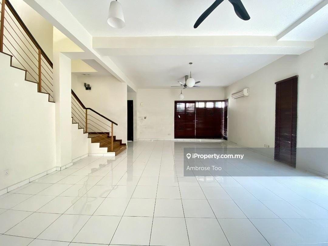 Rumah Berkembar untuk Dijual di Taman Anggun, Rawang oleh Ambrose Too - iProperty.com.my