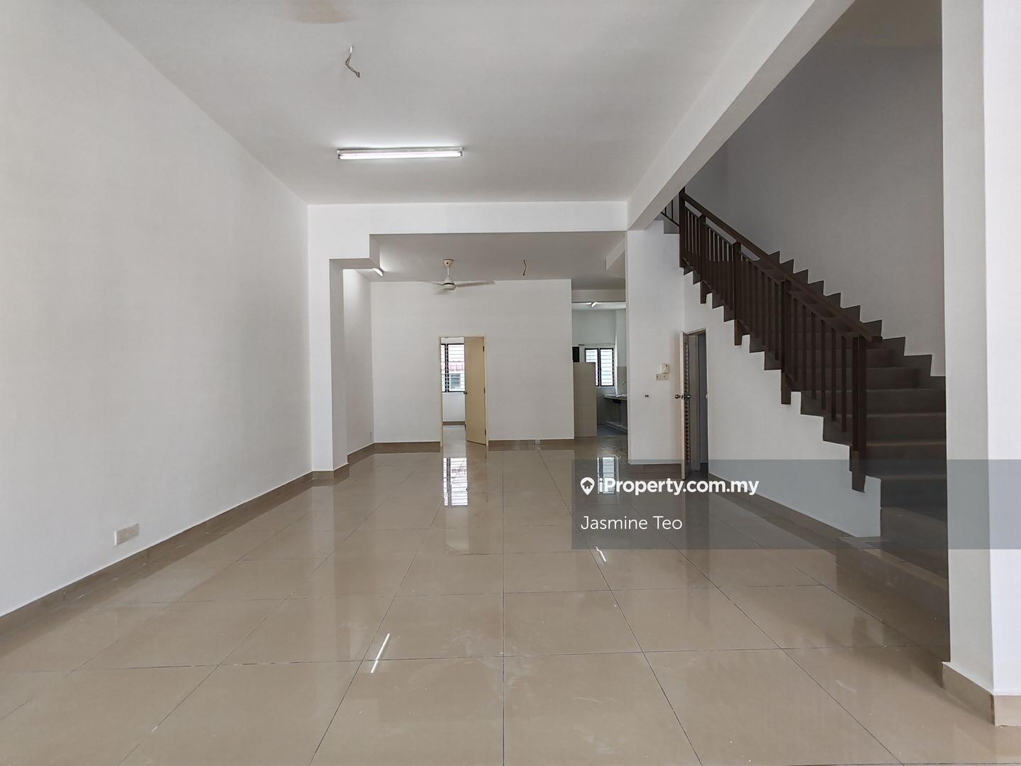 Rumah Berangkai 2 Tingkat untuk Disewa di Setia Indah, Setia Alam oleh Jasmine Teo - iProperty.com.my