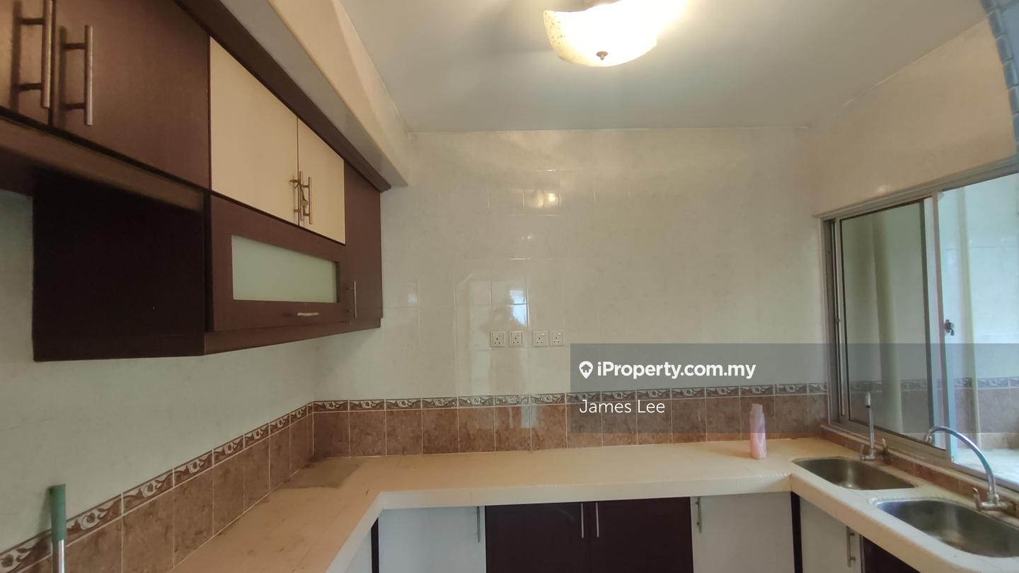 Rumah Pangsa untuk Dijual di Kinrara Court oleh James Lee - iProperty.com.my