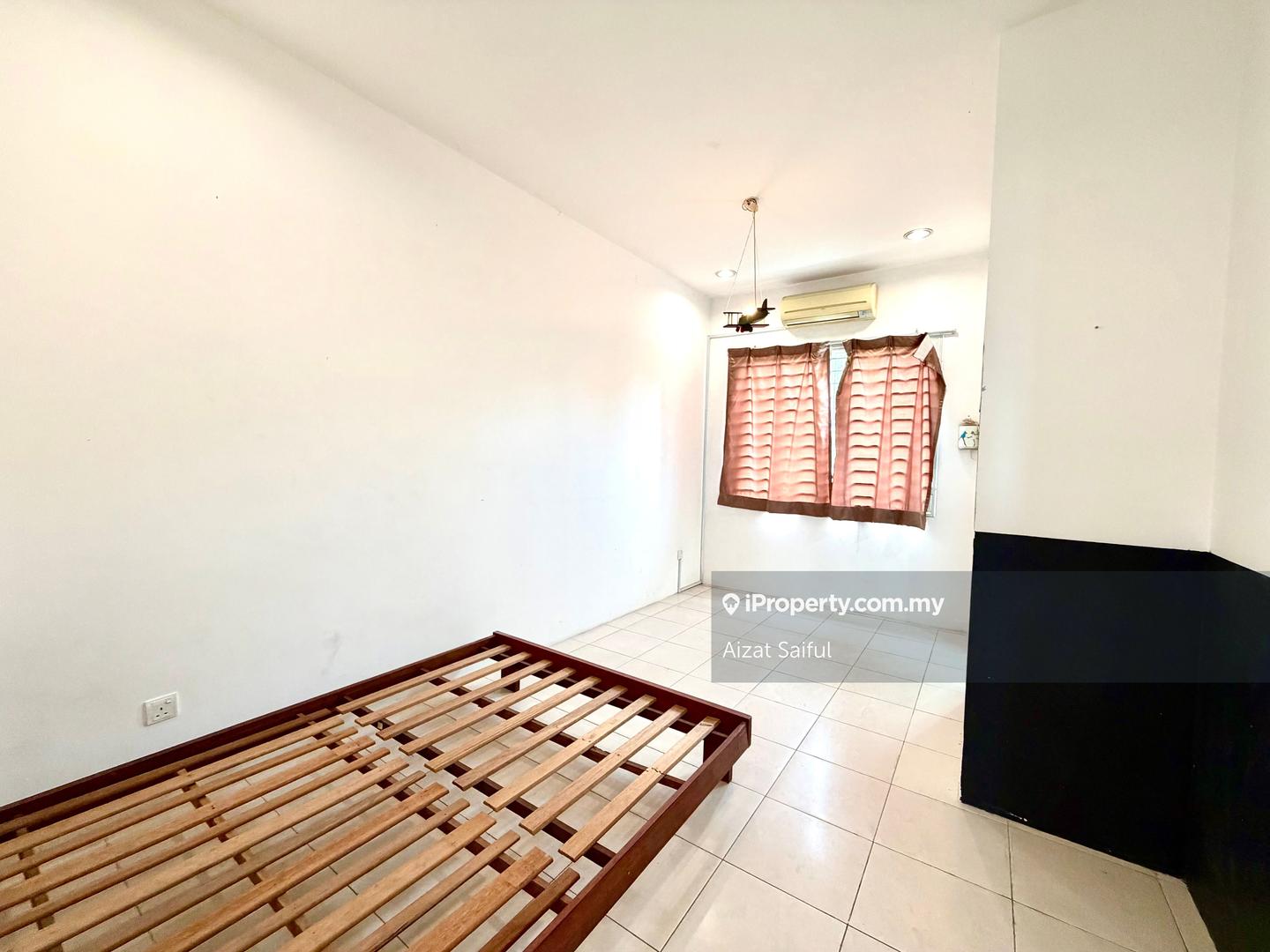 Terraced House for Sale in Taman Nadayu 92, Kajang by Aizat Saiful - iProperty.com.my