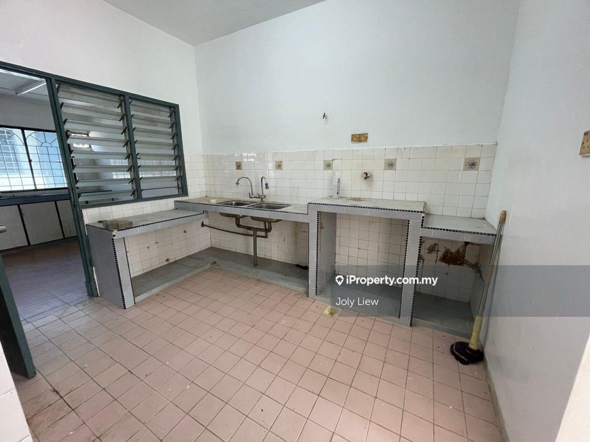 Rumah Berangkai 2 Tingkat untuk Dijual di Alam Damai, Taman Desa Cheras, Lensen, Cheras, Cheras oleh Joly Liew - iProperty.com.my