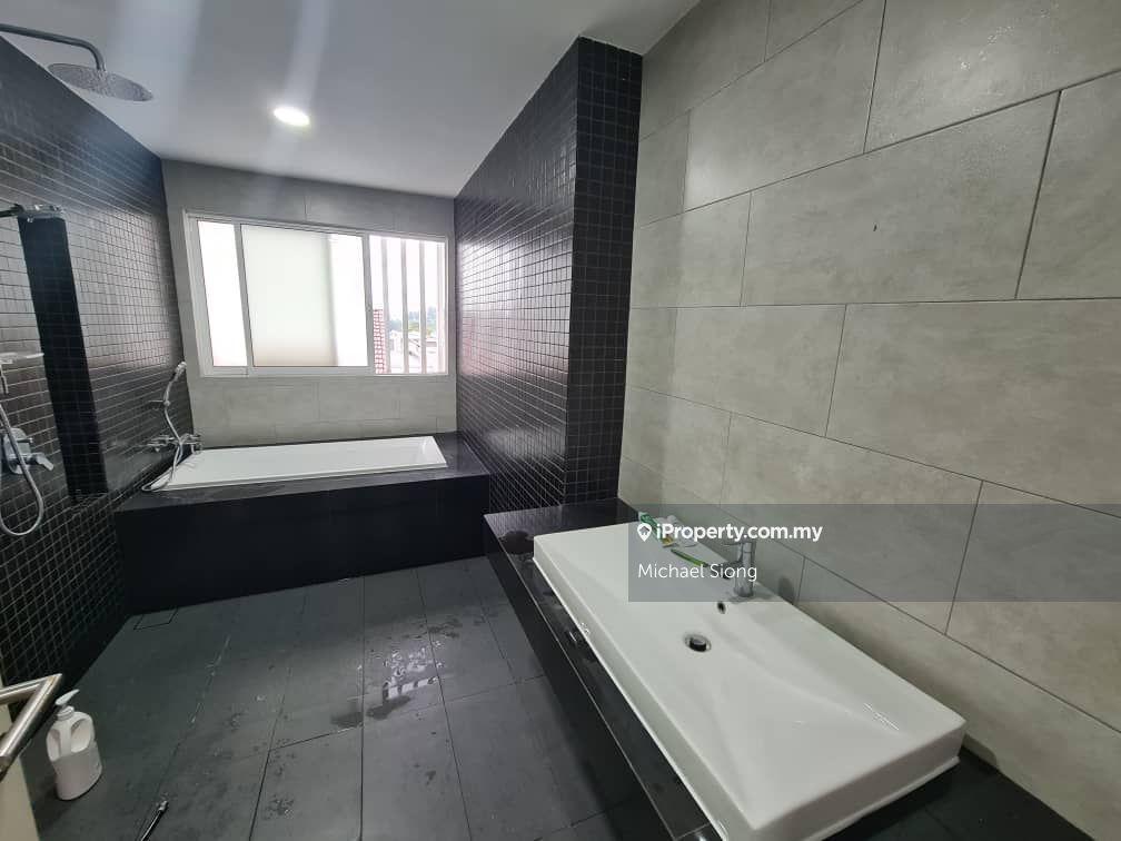 Rumah Berangkai 3 Tingkat untuk Dijual di Tamansari Camelia , Anggun 3 , Rawang , 3 Storey, Rawang oleh Michael Siong - iProperty.com.my