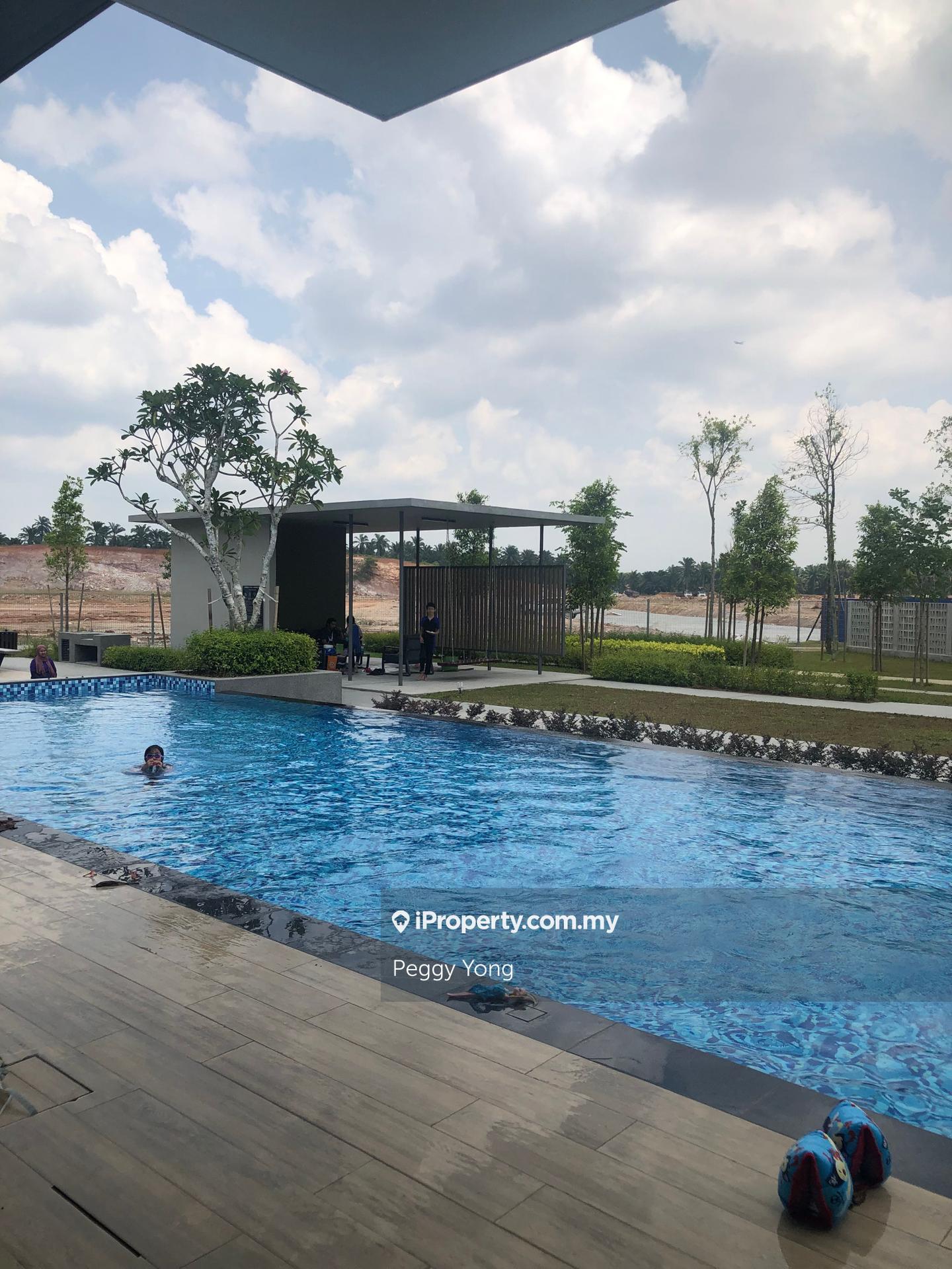 Townhouse for Sale in Taman Platinum Residence, Dengkil by Peggy Yong - iProperty.com.my