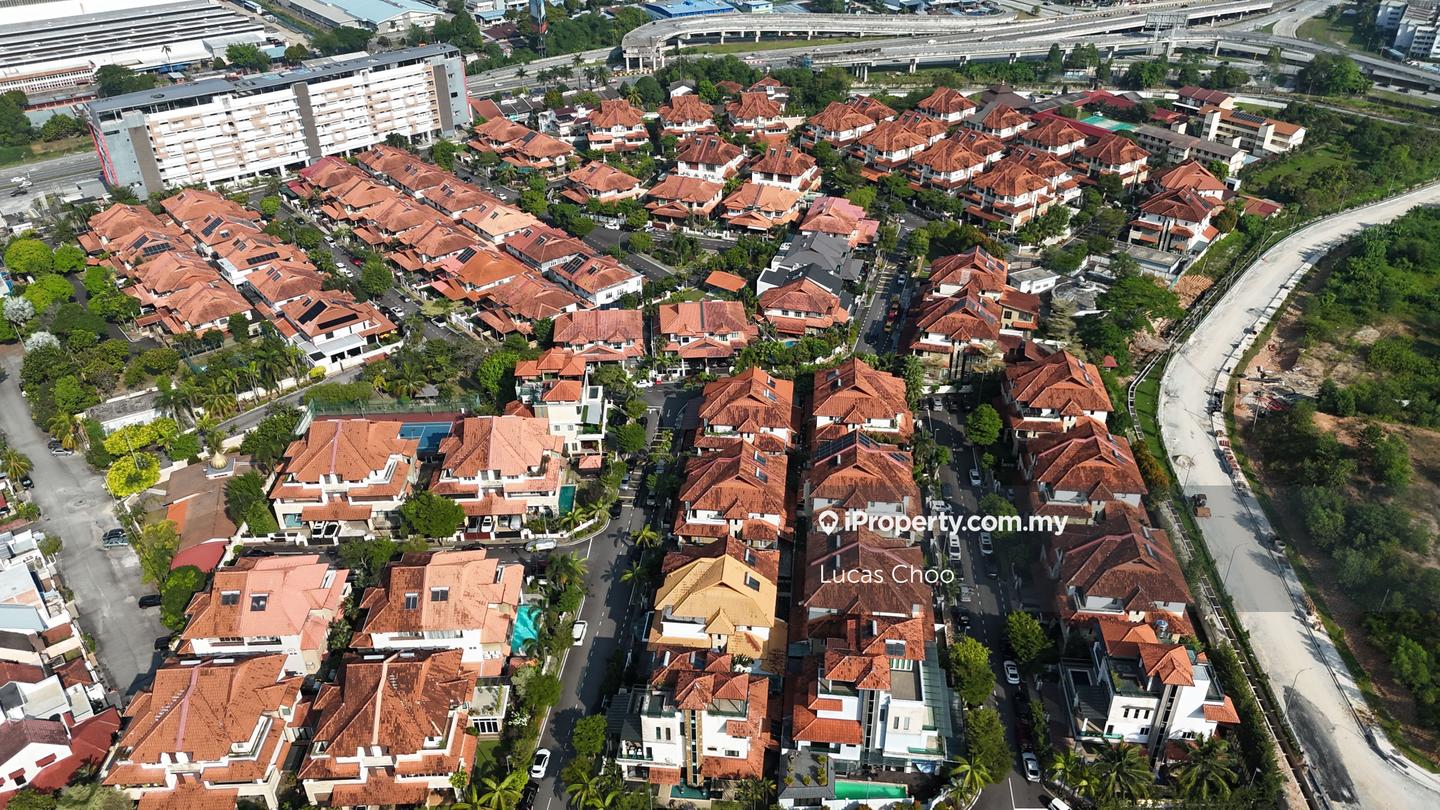 Rumah Berkembar untuk Dijual di Beverly Heights, Ampang oleh Lucas Choo - iProperty.com.my