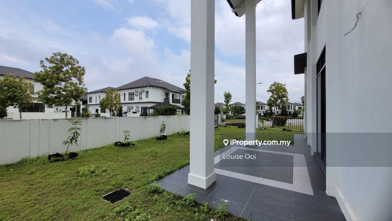 Bungalow House for Sale in Bandar Puncak Alam, Puncak Alam by Louise Ooi - iProperty.com.my