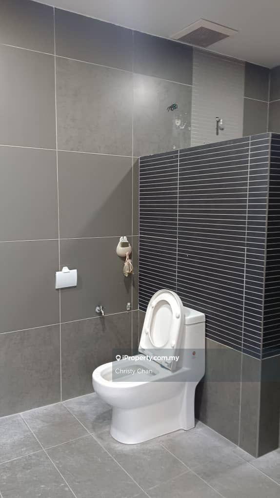 Rumah Berangkai 2 Tingkat untuk Dijual di Taman Lestari Putra, Seri Kembangan oleh Christy Chan - iProperty.com.my