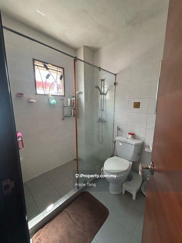 Rumah Berkembar untuk Dijual di Kota Kemuning Hills, Shah Alam oleh Anjoe Tang - iProperty.com.my