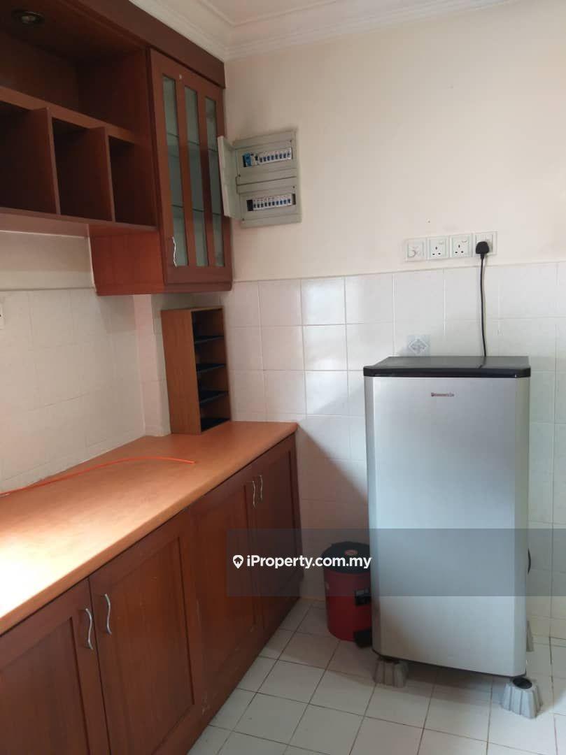 Apartment for Rent in Sri Putra Apartment by Jasmin - iProperty.com.my