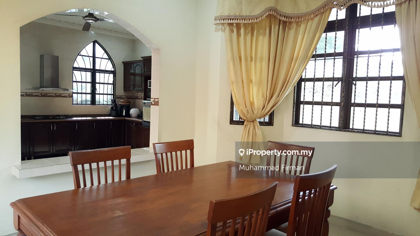 Banglo untuk Dijual di Seksyen 7, Shah Alam oleh Firman Hussain - iProperty.com.my