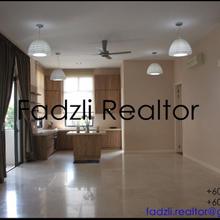 Semi-D house for Rent