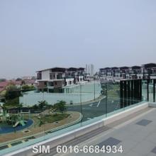 Semi-D with panaromic view at the peak of Puchong Hartamas 