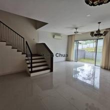 Subway Eastwood Park Villa  for Sale