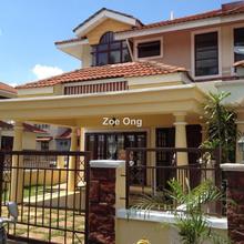 Terrace house for Sale