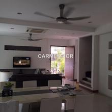 Semi-D house for Rent