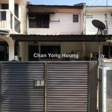 Terrace house for Sale