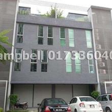 4-Storey Boutique Shop Office connected with major highways