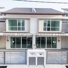 Terrace house for Sale