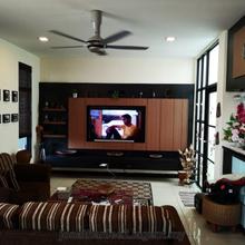 Semi-D house for Sale